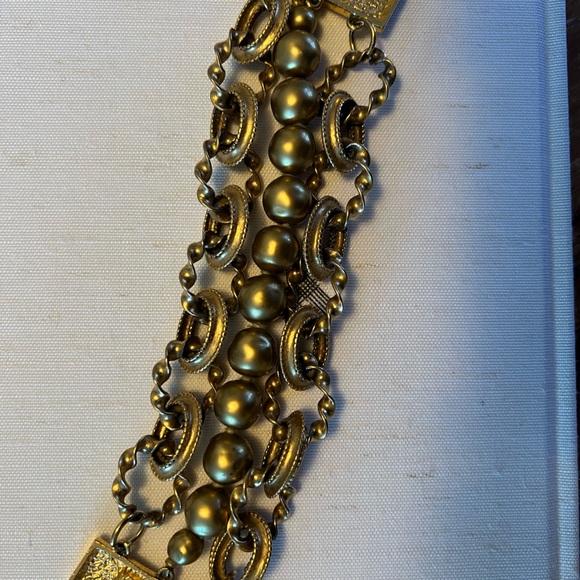 Karl Lagerfeld Couture Gold Pearl & Treasure Chain Bracelet - Picture 10 of 11